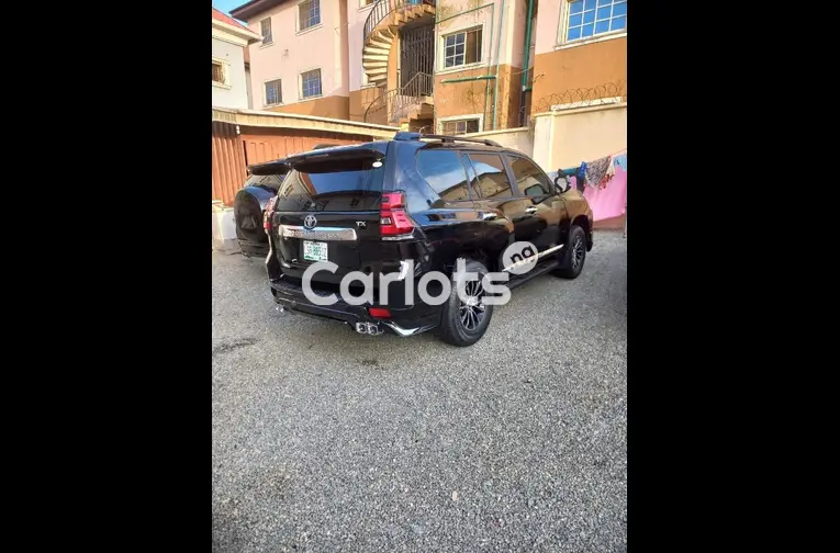 UPGRADED 2022 TOYOTA LANDCRUISER PRADO - 5/5