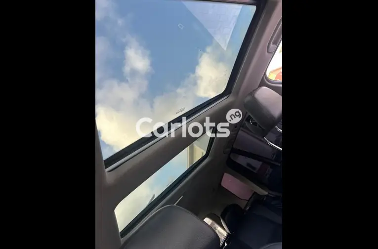 Mercedes Benz GLK350 2012