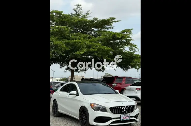 2014 MERCEDES BENZ CLA250 - 2/5