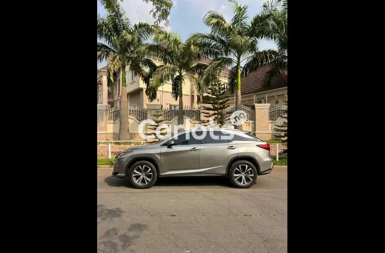 2017 LEXUS RX350 - 4/5
