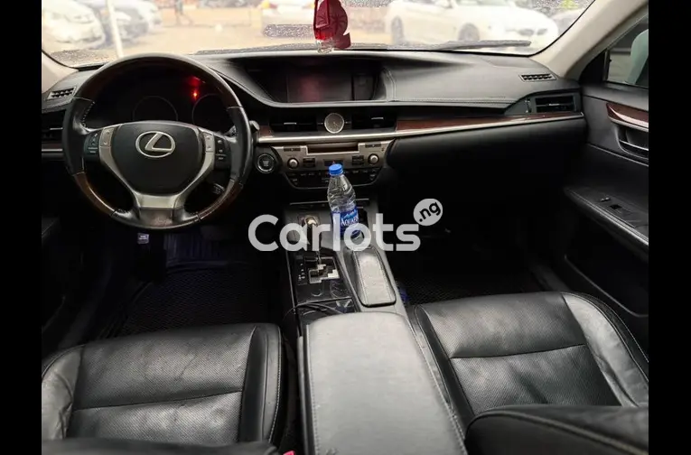 2018 UPGRADED LEXUS ES350 - 2/5
