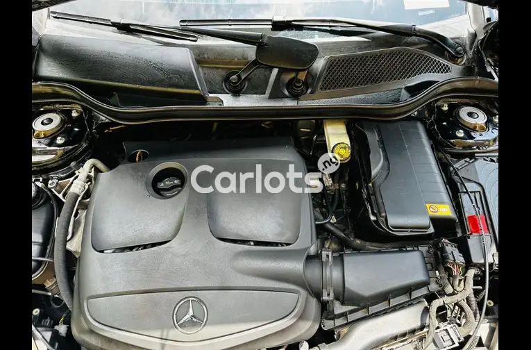 FOREIGN USED 2016 MERCEDES BENZ CLA250 - 5/5