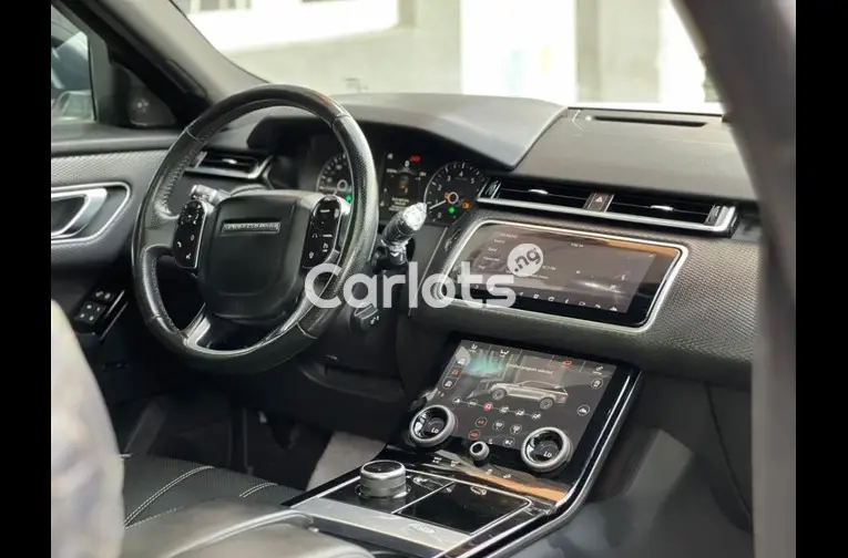 FOREIGN USED 2018 RANGE ROVER VELAR - 2/5
