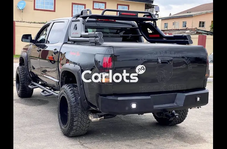 TOYOTA TUNDRA 2018 - 4/4