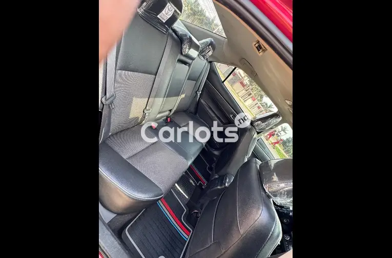 2018 UPGRADED TOYOTA COROLLA S - 3/5