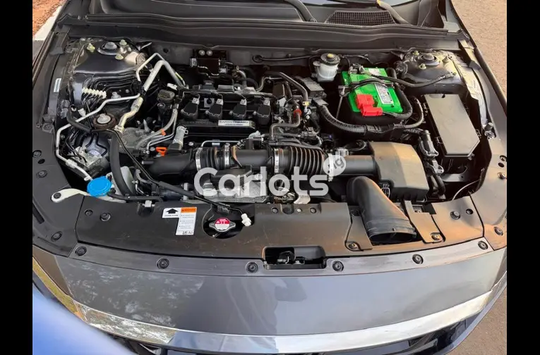 Foreign used 2018 Honda Accord Touring - 5/5