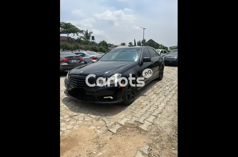 2010 MERCEDES BENZ E350 - 1/5