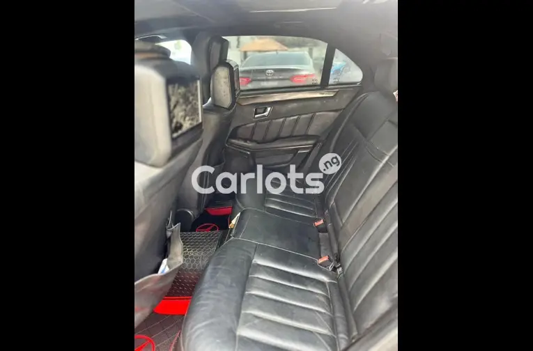 2010 MERCEDES BENZ E350 - 4/5