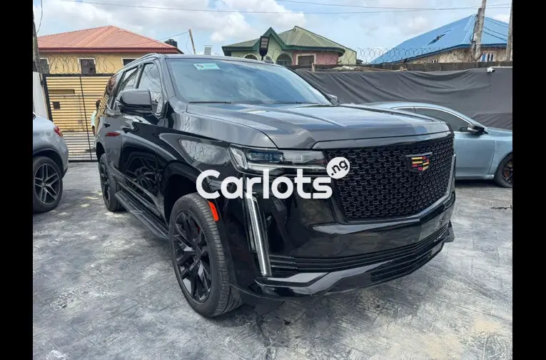 CADILLAC ESCALADE 2023