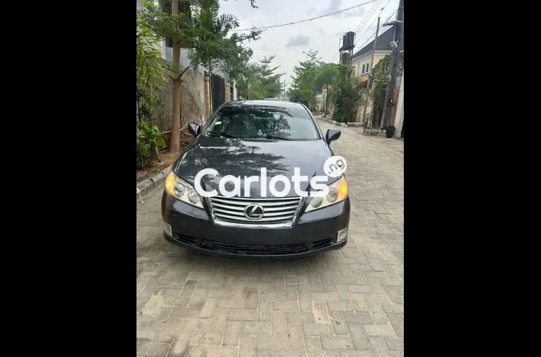 Neatly Used 2009 Lexus ES350