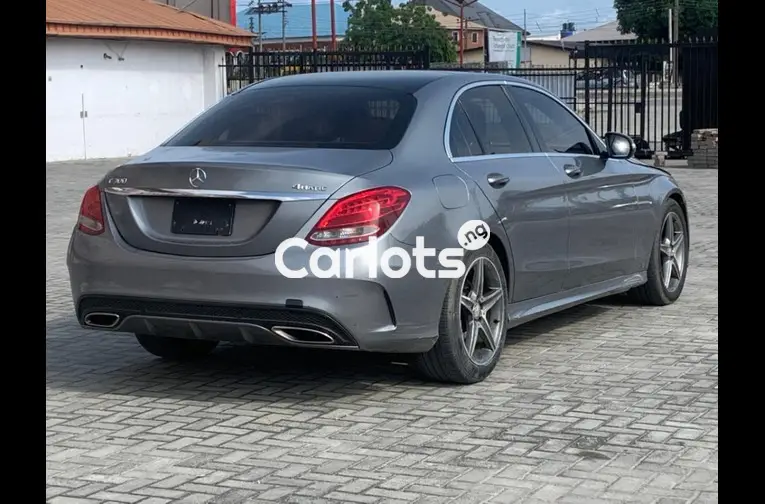 Mercedes Benz C300 2016 - 5/5