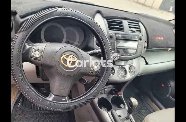 2008 TOYOTA RAV4 - 2/5