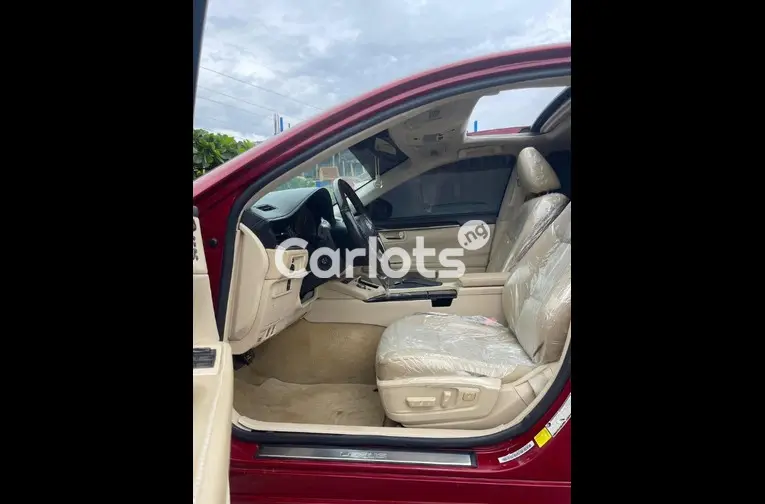 FOREIGN USED 2018 UPGRADED LEXUS ES350 - 2/5