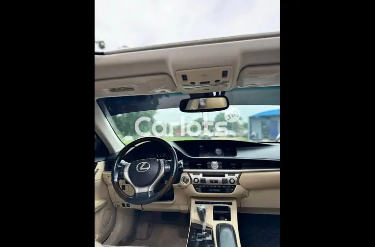 FOREIGN USED 2018 UPGRADED LEXUS ES350 - 3/5