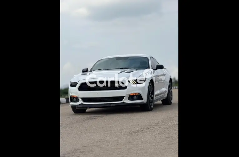 2017 FORD MUSTANG GT 5.0 CALIFORNIA SPECIAL