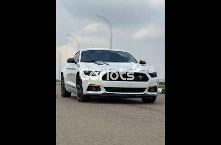 2017 FORD MUSTANG GT 5.0 CALIFORNIA SPECIAL - 2/5