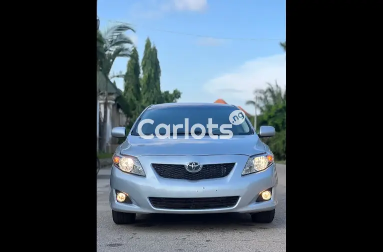 2009 TOYOTA COROLLA LE - 1/5