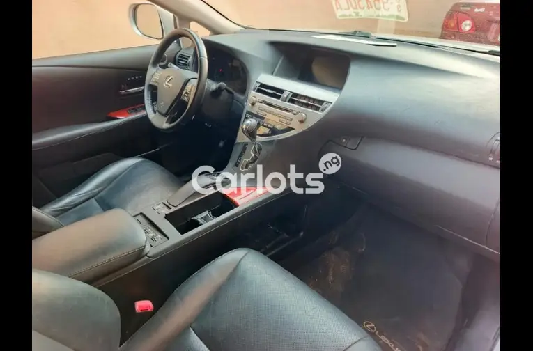FOREIGN USED 2011 LEXUS RX350 - 3/5