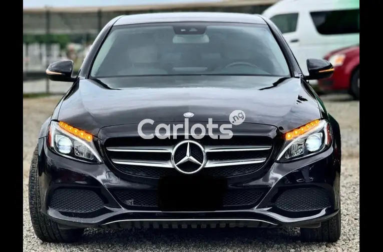 2016 KEYLESS MERCEDES BENZ C300 - 2/5