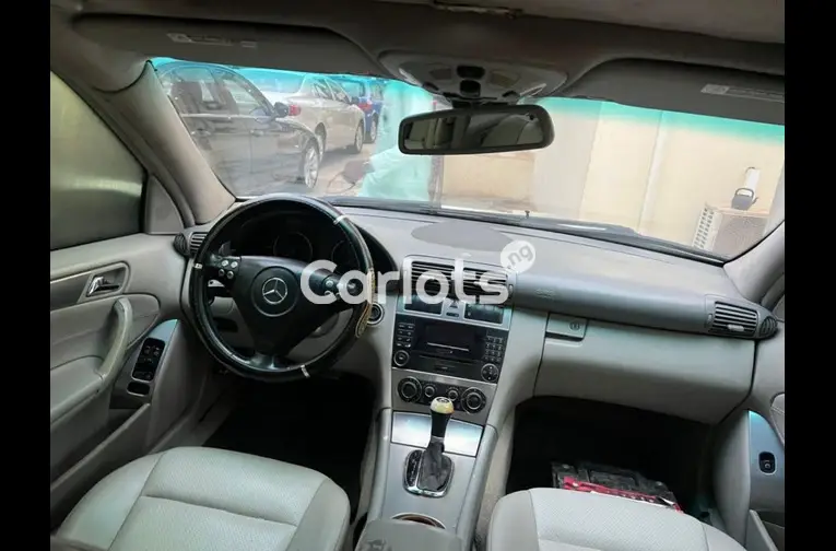 2006 MERCEDES BENZ C230 - 3/5