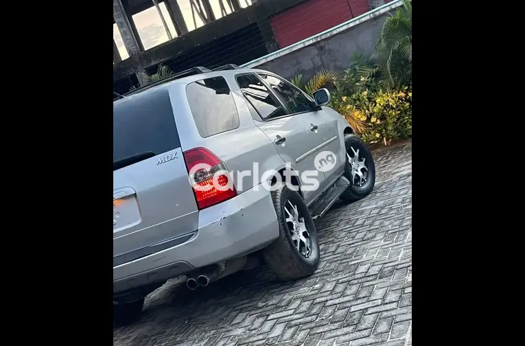 CLEAN 2004 ACURA MDX WITH PANORAMIC - 4/5