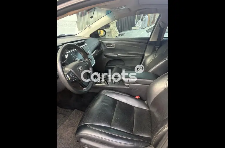 FOREIGN USED 2015 TOYOTA AVALON LIMITED - 2/5