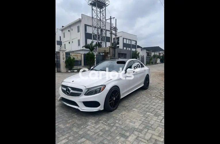 2017 MERCEDES BENZ C300 - 1/5