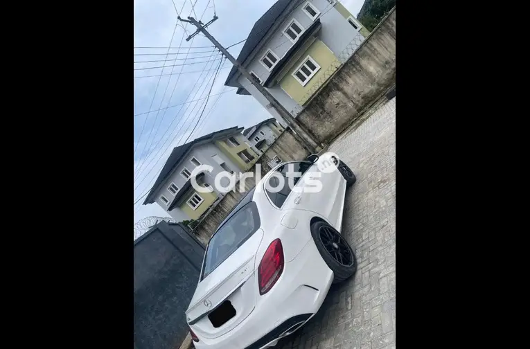 2017 MERCEDES BENZ C300 - 5/5