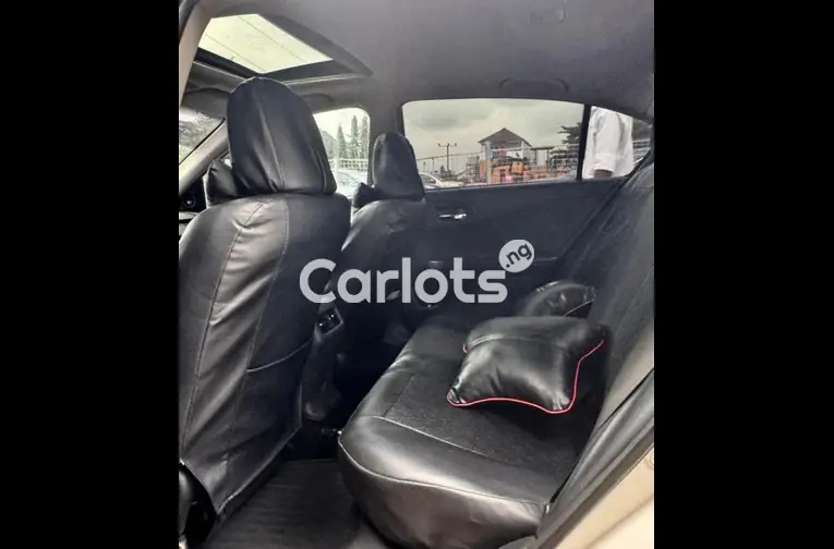 2016 UPGRADED HONDA ACCORD SPORT FULL OPTION - 3/5