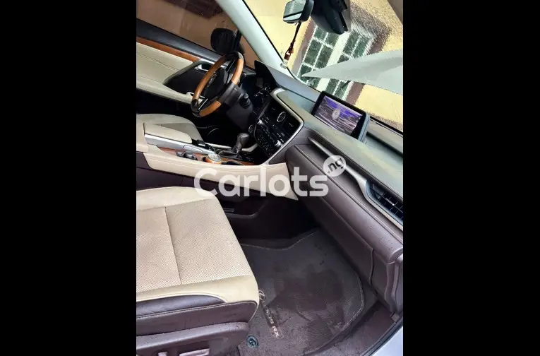 2016 LEXUS RX350 - 2/5