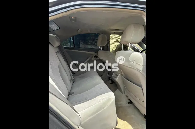 2010 TOYOTA CAMRY SE - 4/5