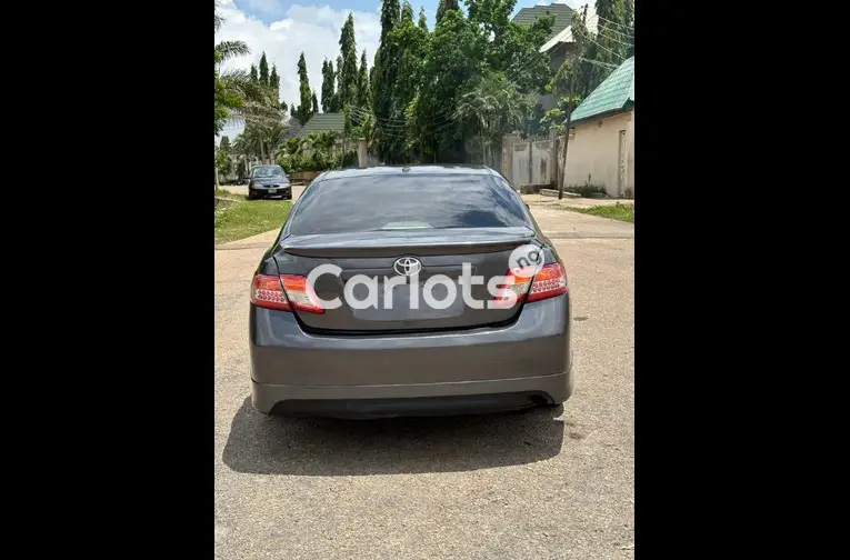 2010 TOYOTA CAMRY SE - 5/5