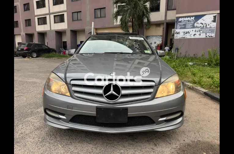 FOREIGN USED 2011 MERCEDES BENZ C300 4MATIC