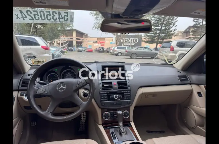 FOREIGN USED 2011 MERCEDES BENZ C300 4MATIC - 2/5