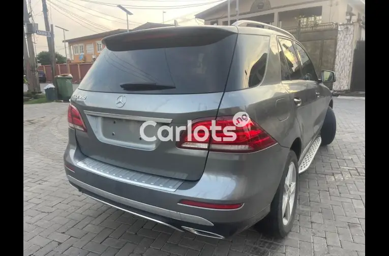 FOREIGN USED 2018 MERCEDES BENZ GLE350 - 5/5