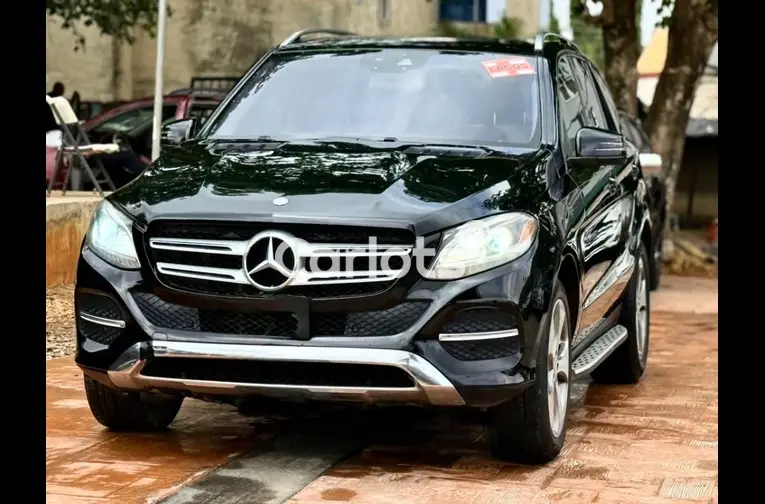 2017 UNREGISTERED MERCEDES BENZ GLE350 4MATIC - 1/5