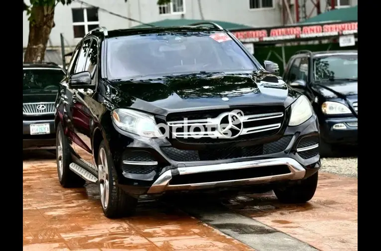 2017 UNREGISTERED MERCEDES BENZ GLE350 4MATIC - 2/5