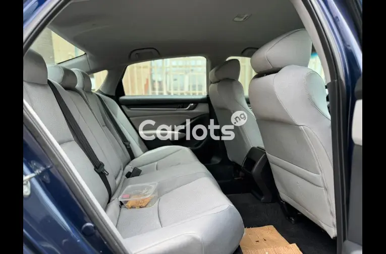 2019 HONDA ACCORD - 4/5