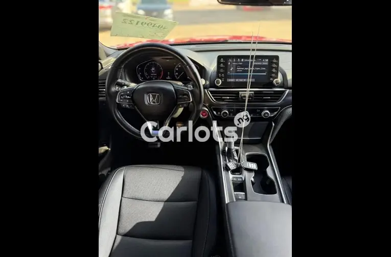 FOREIGN USED 2021 HONDA ACCORD SPORT - 2/5