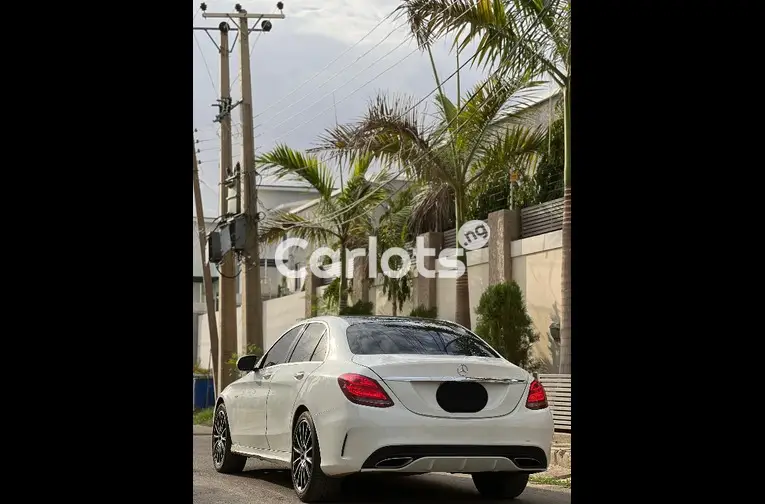 2016 MERCEDES BENZ C300 - 5/5