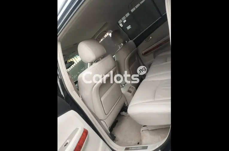 FOREIGN USED 2005 LEXUS RX330 WITH POWER BOOT - 3/5