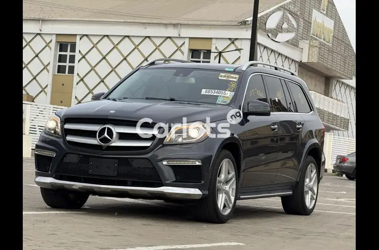 2015 Mercedes Benz GL 550 4Matic AMG