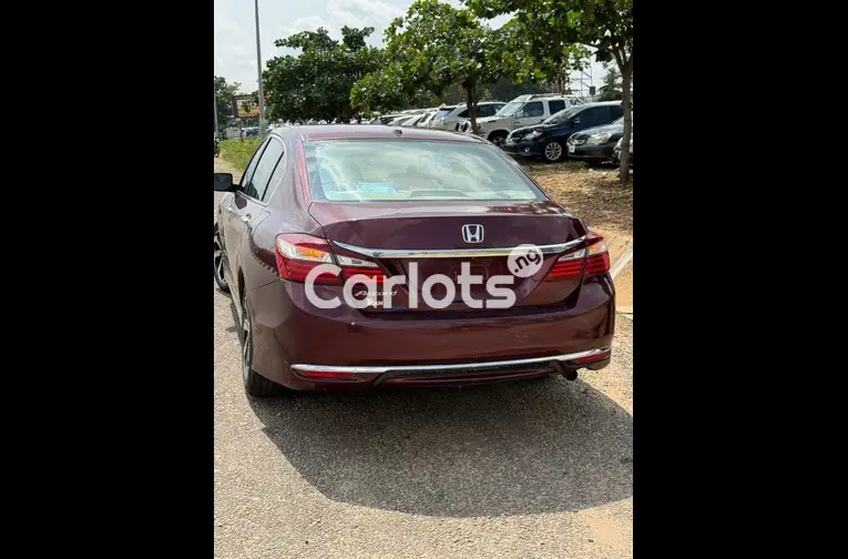 2016 HONDA ACCORD FULL OPTION - 4/5