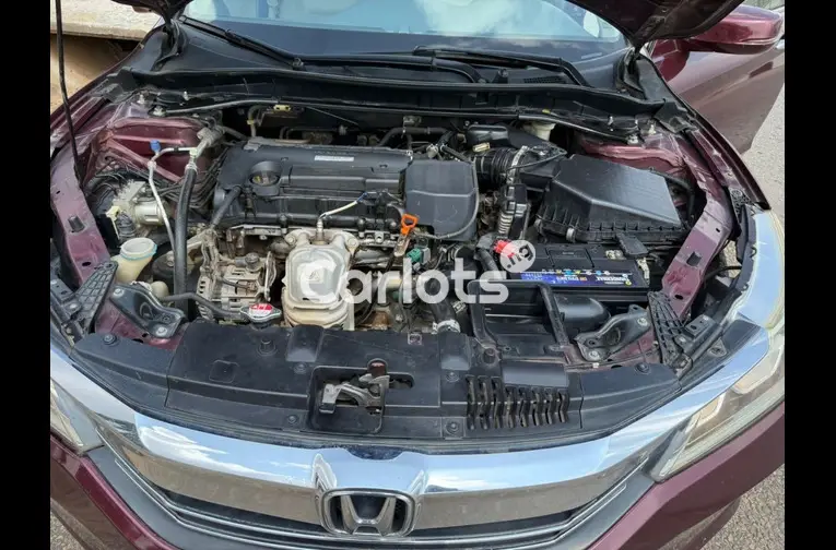 2016 HONDA ACCORD FULL OPTION - 5/5