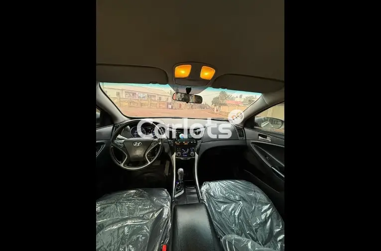 2012 HYUNDAI SONATA - 2/5