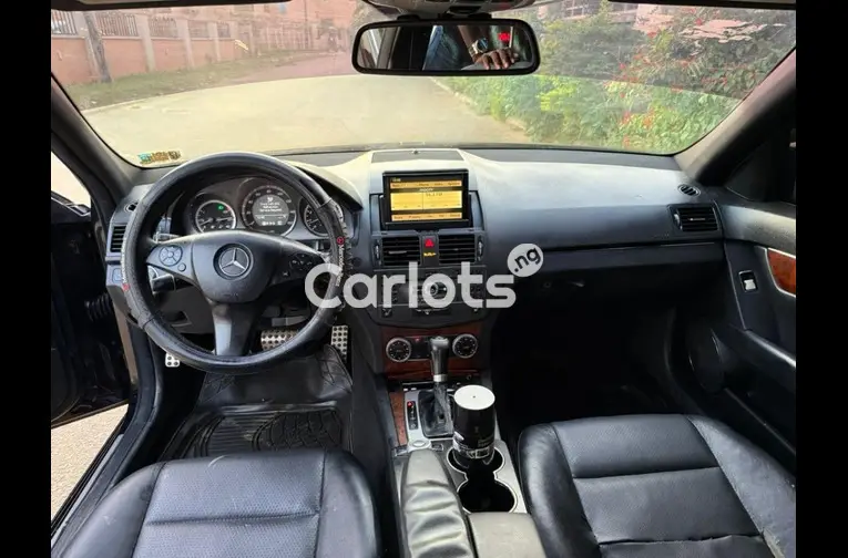 2011 MERCEDES BENZ C300 - 4/5