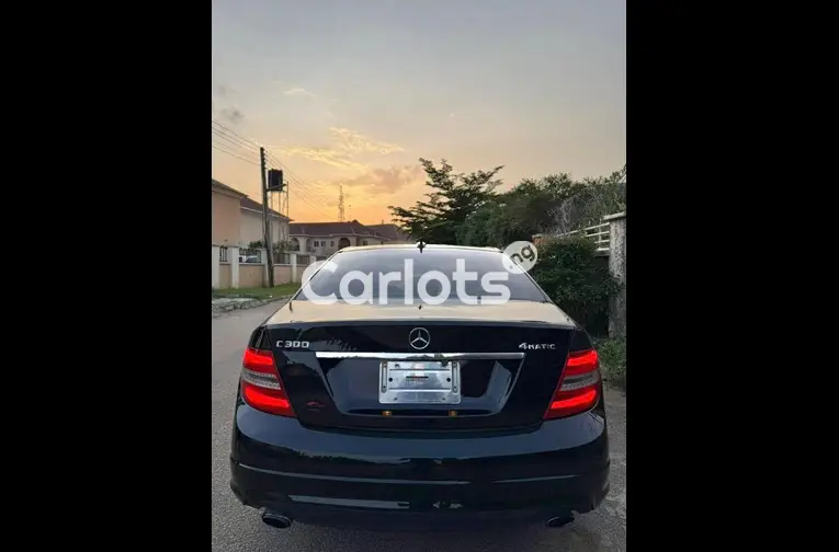 2011 MERCEDES BENZ C300 - 5/5