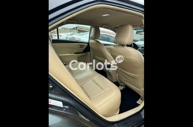 FOREIGN USED 2015 TOYOTA CAMRY LE - 4/5