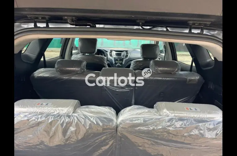 2014 HYUNDAI SANTAFE - 4/5