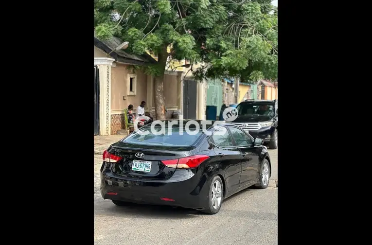 CLEAN 2014 HYUNDAI ELANTRA - 5/5